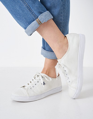 Canvas hot sale womens trainers